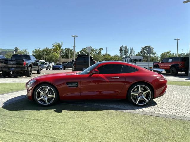 2017 Mercedes-Benz AMG GT Standard