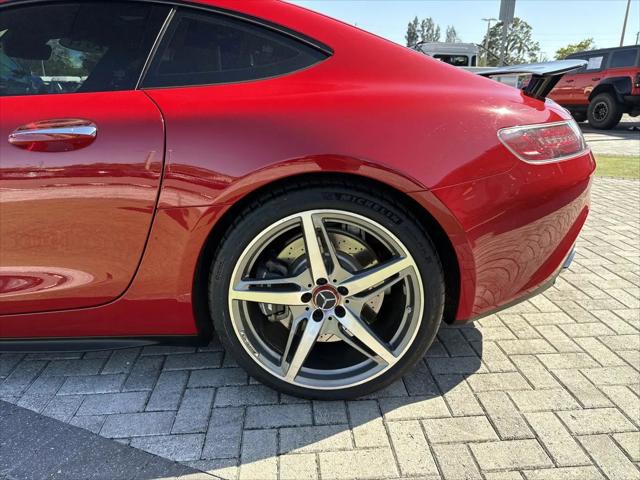 2017 Mercedes-Benz AMG GT Standard