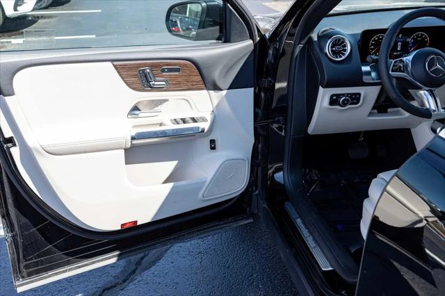 2026 Mercedes-Benz GLB 4MATIC