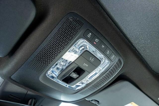 2026 Mercedes-Benz GLB 4MATIC