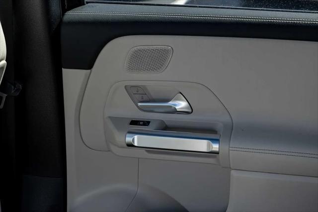 2026 Mercedes-Benz GLB 4MATIC