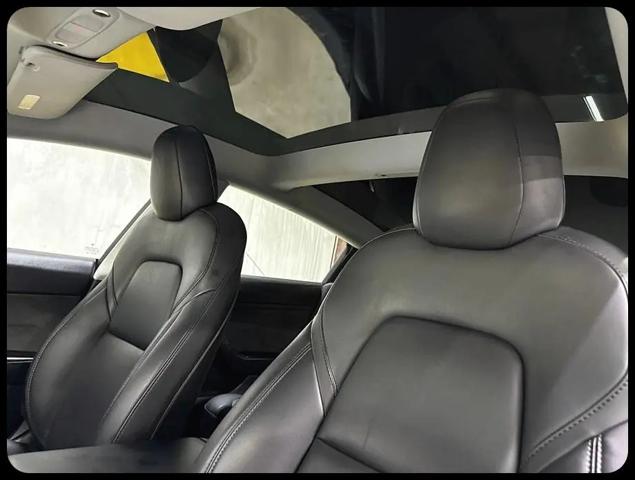 2022 Tesla Model 3 Rear-Wheel Drive
