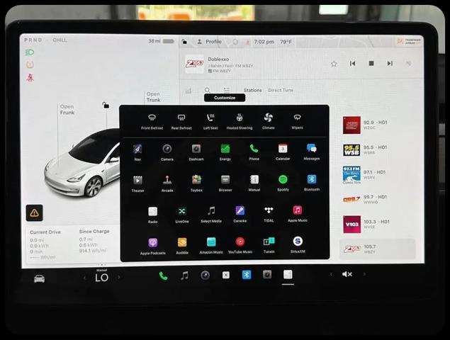 2022 Tesla Model 3 Rear-Wheel Drive