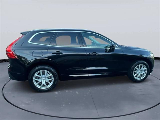 2021 Volvo XC60 T5 Momentum