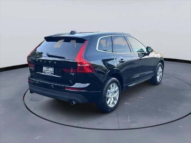 2021 Volvo XC60 T5 Momentum