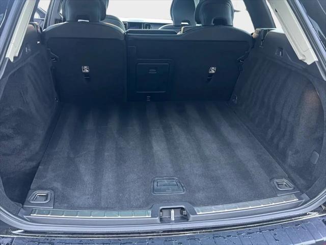2021 Volvo XC60 T5 Momentum