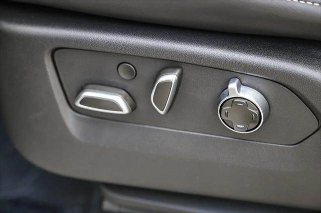 2025 Cadillac Escalade ESV V-Series
