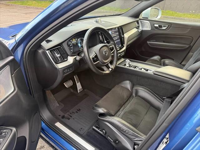2018 Volvo XC60 T8 R-Design