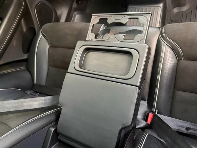 2018 Volvo XC60 T8 R-Design