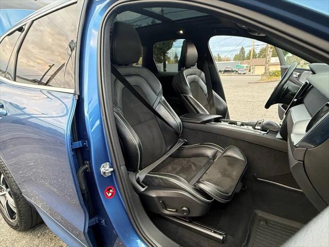 2018 Volvo XC60 T8 R-Design