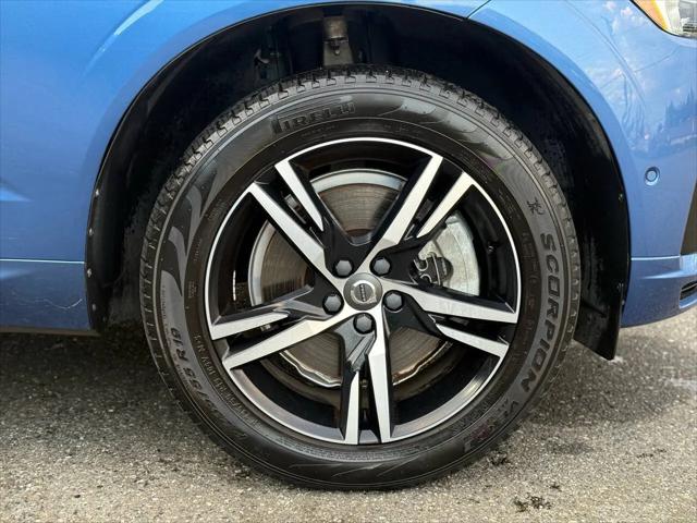 2018 Volvo XC60 T8 R-Design