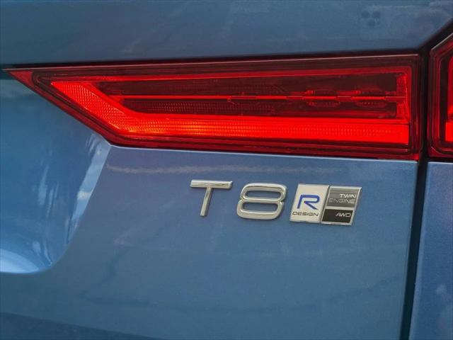 2018 Volvo XC60 T8 R-Design