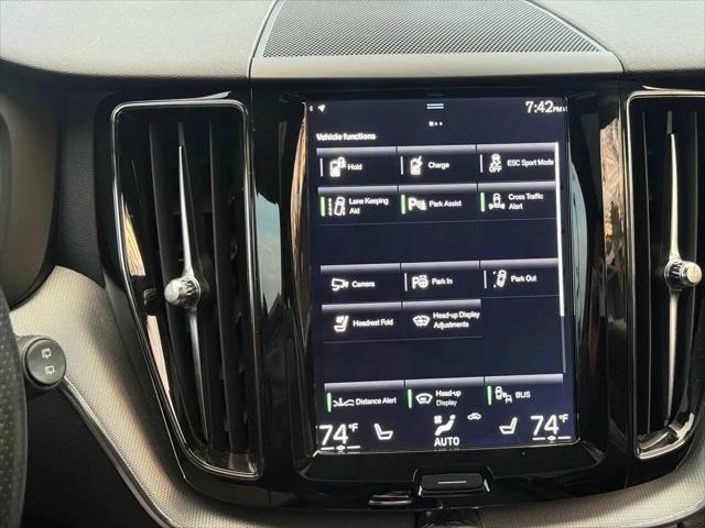 2018 Volvo XC60 T8 R-Design