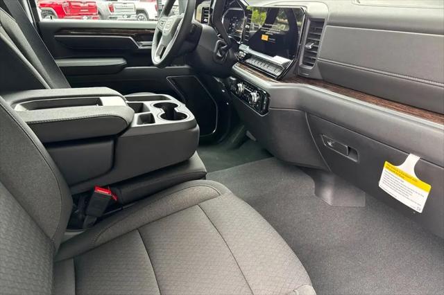2026 GMC Sierra 3500HD Crew Cab, Long Bed, SLE Dual Rear Wheel, 4WD
