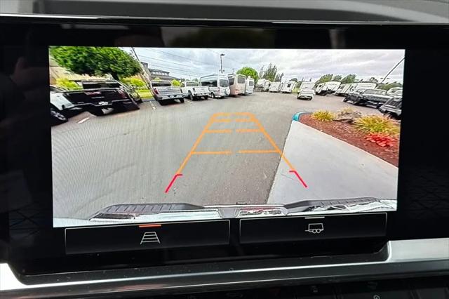 2026 GMC Sierra 3500HD Crew Cab, Long Bed, SLE Dual Rear Wheel, 4WD