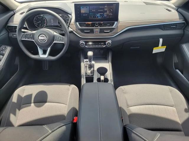 2026 Nissan Altima SV FWD