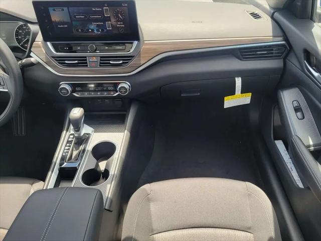 2026 Nissan Altima SV FWD