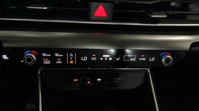 2026 Kia Carnival MPV SX