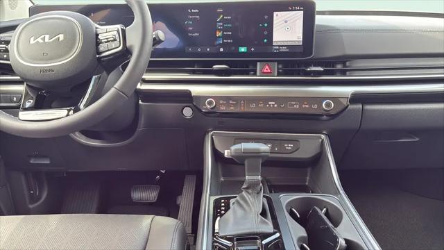 2026 Kia Carnival MPV SX