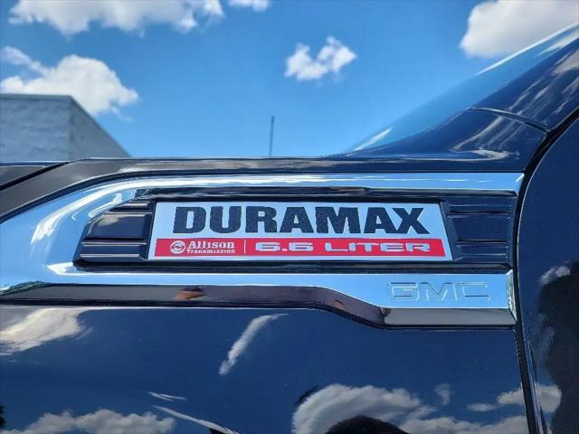 2022 GMC Sierra 3500HD 4WD Crew Cab Standard Bed Denali