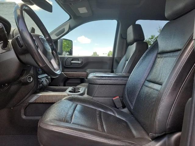 2022 GMC Sierra 3500HD 4WD Crew Cab Standard Bed Denali