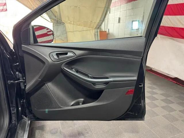 2016 Ford Focus S