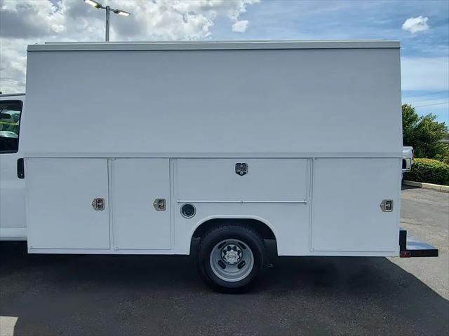 2021 Chevrolet Express Cutaway Work Van
