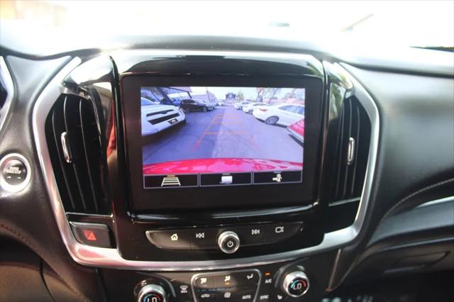 2020 Chevrolet Traverse AWD LT Leather