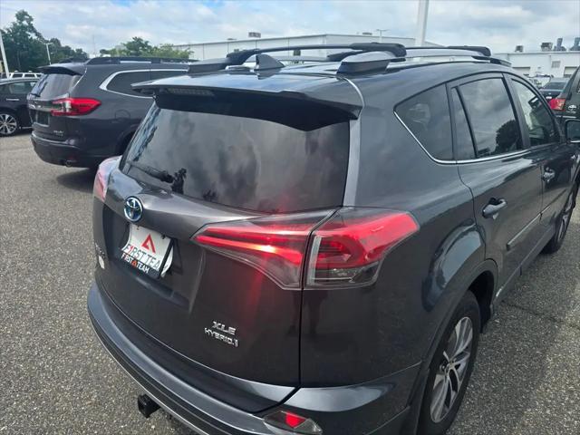 2018 Toyota RAV4 Hybrid XLE