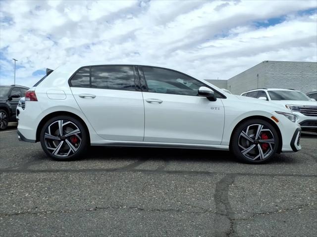 2026 Volkswagen Golf GTI SE