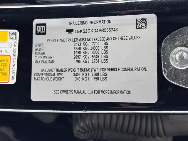 2023 GMC Yukon XL 4WD SLT