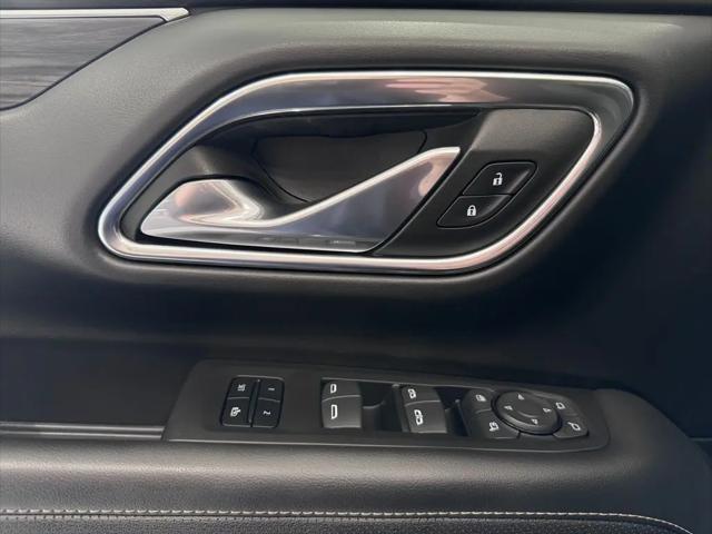 2023 GMC Yukon XL 4WD SLT