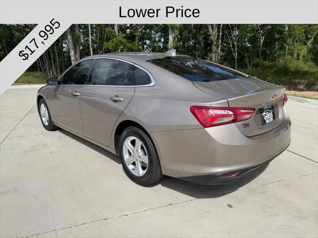 2022 Chevrolet Malibu FWD LT