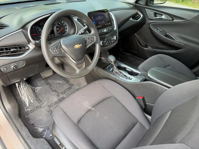 2022 Chevrolet Malibu FWD LT