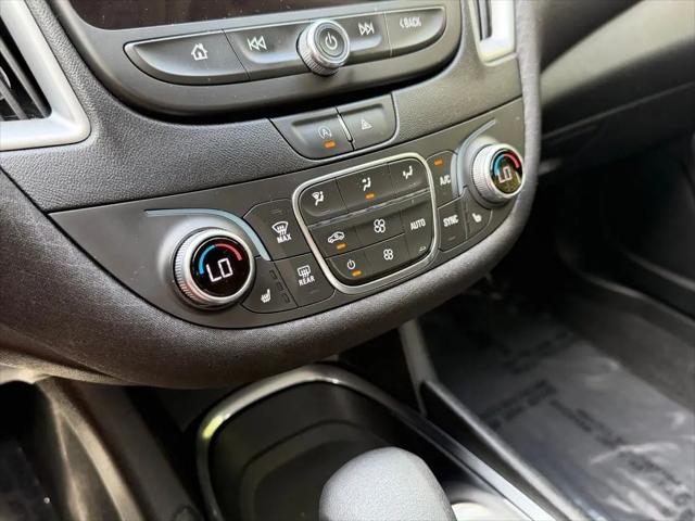 2022 Chevrolet Malibu FWD LT