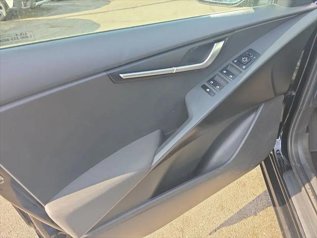 2024 Kia Niro LX