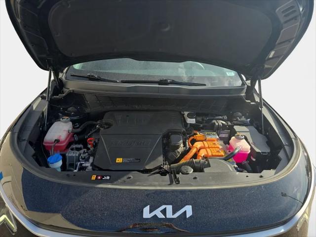 2024 Kia Niro LX