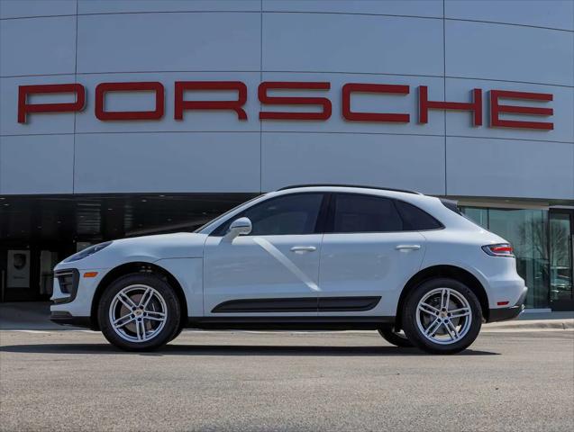 2026 Porsche Macan Macan