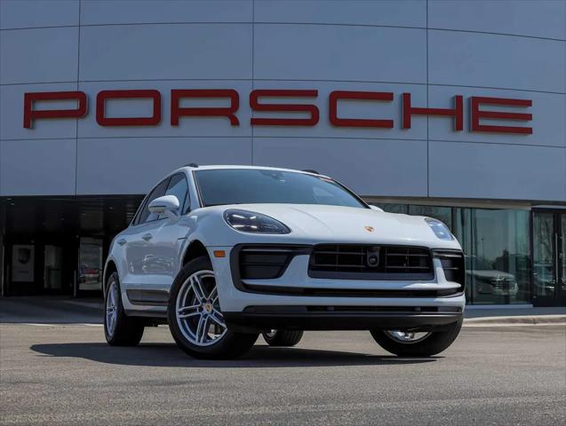 2026 Porsche Macan Macan
