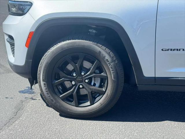 2024 Jeep Grand Cherokee Altitude 4x4
