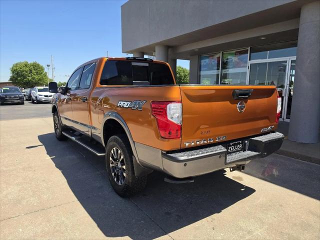 2019 Nissan Titan XD PRO-4X Gas