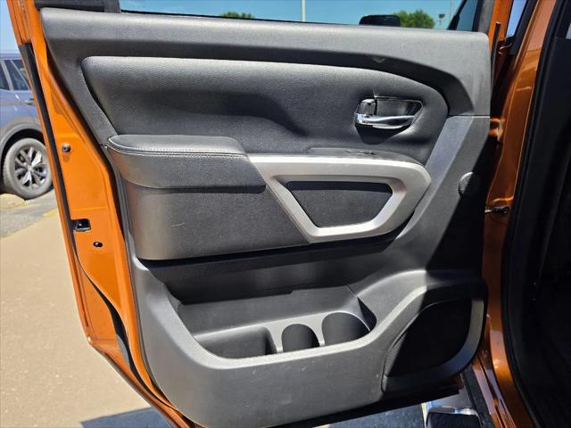 2019 Nissan Titan XD PRO-4X Gas