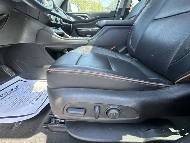 2023 GMC Acadia AT4