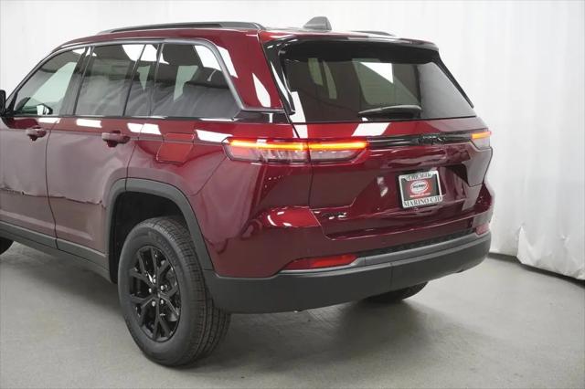 2026 Jeep Grand Cherokee Altitude 4x4