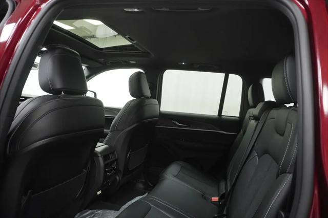 2026 Jeep Grand Cherokee Altitude 4x4
