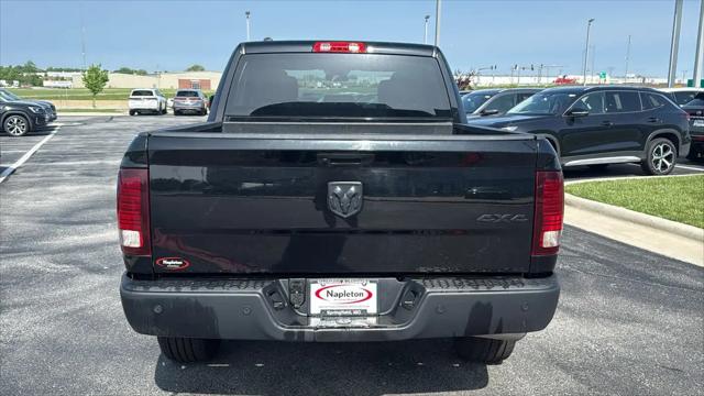 2024 Ram 1500 Classic Warlock Crew Cab 4x4 5'7" Box