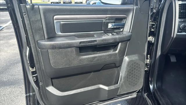 2024 Ram 1500 Classic Warlock Crew Cab 4x4 5'7" Box