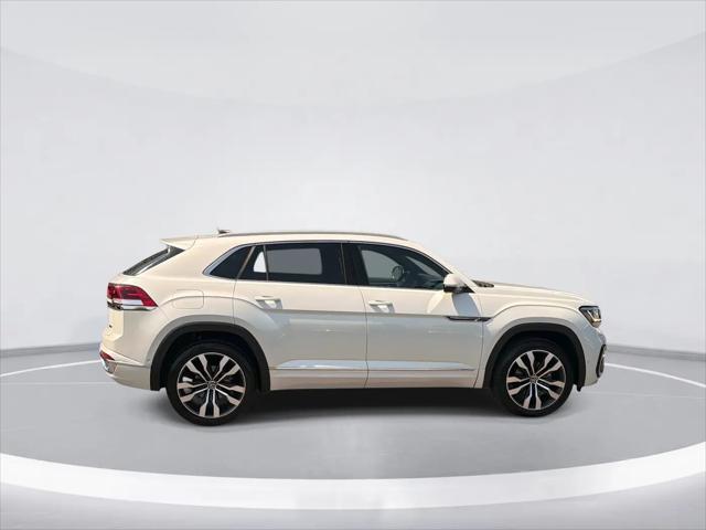 2022 Volkswagen Atlas Cross Sport 3.6L V6 SEL Premium R-Line