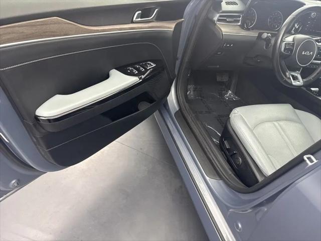 2023 Kia K5 EX