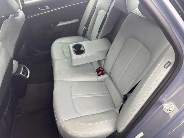 2023 Kia K5 EX